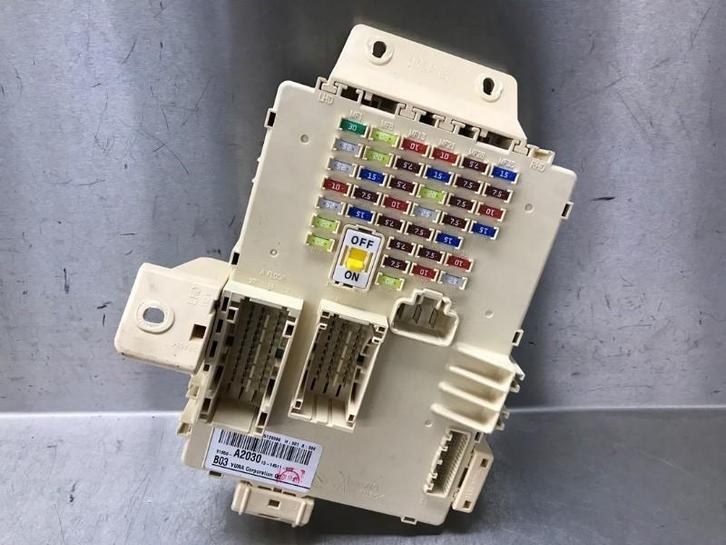 ZEKERINGKAST Kia Cee'd Sportswagon (JDC5) (|91950A203013|), Auto-onderdelen, Elektronica en Kabels, Kia, Gebruikt