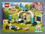 Lego Friends, Stephanie's voetbaltraining (41330), Nieuw, Ensemble complet, Lego, Enlèvement ou Envoi, Neuf