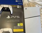 PS5 slim avec 2 manette, Consoles de jeu & Jeux vidéo, Comme neuf