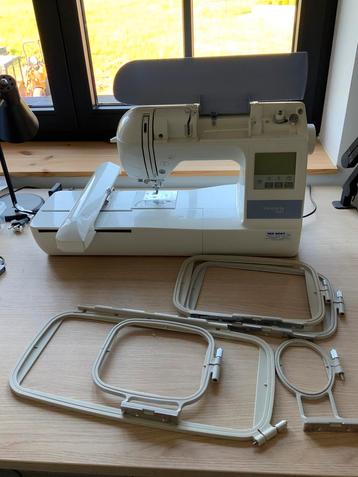Borduurmachine brother innov-is 700e ii, Enlèvement, Utilisé, Broderies à la machine, Machine à broder