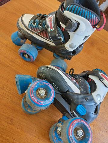 patins à roulettes taille 28-31