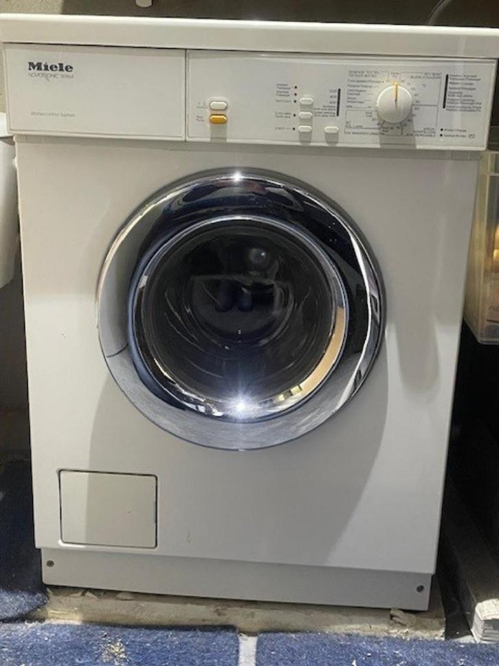 Miele wasmachine, Elektronische apparatuur, Wasmachines, Gebruikt, 85 tot 90 cm, 1200 tot 1600 toeren, Kort programma, Wolwasprogramma