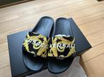 Versace Slippers maat 41, Comme neuf, Chaussons, Noir, Versace