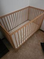 Babybed met matras, Huis en Inrichting, Ophalen, Gebruikt, Eenpersoons, Grijs