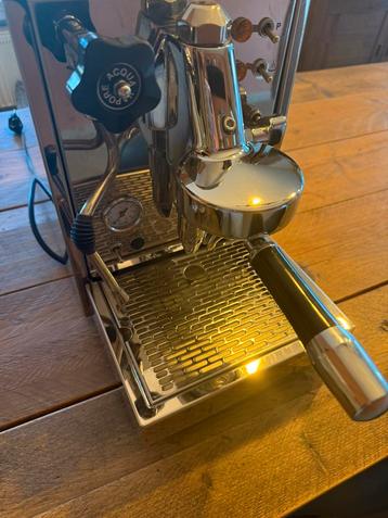 ECM Classika halfautomatische espressomachine, Neuf, Machine à espresso, Tuyau à Vapeur, Café en grains