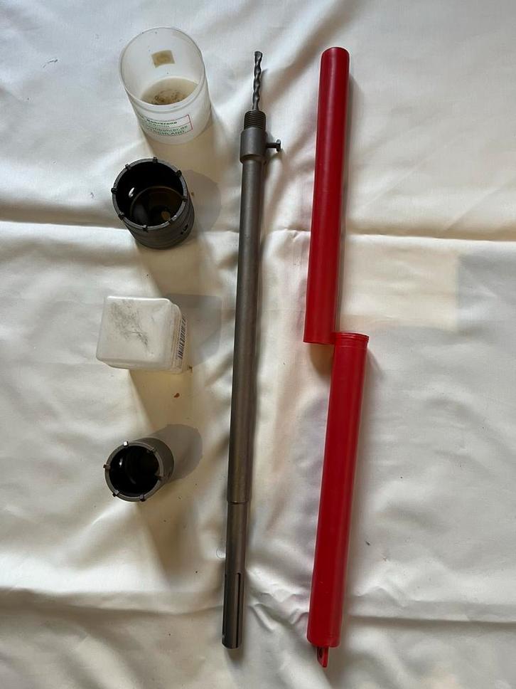 Marteaux perforateurs Sds Max 50 et 68 x 500 mm neufs, Bricolage & Construction, Outillage | Outillage à main, Neuf, Enlèvement ou Envoi