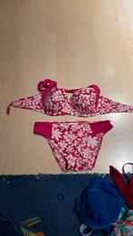 Roze bikini met witte bloemen, Kleding | Dames, Bikini, Ophalen of Verzenden, Roze, Zo goed als nieuw
