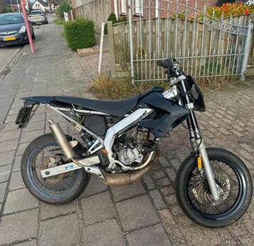 GEVRAAGD: Derbi / aprillia Projecten, Schade, opmaak brommer beschikbaar voor biedingen