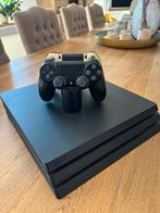 Ps4 met 2 controllers en oplaatsysteem, Games en Spelcomputers, Spelcomputers | Sony Consoles | Accessoires, Ophalen, Gebruikt