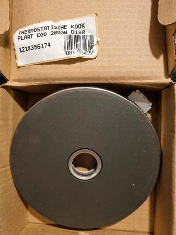 Nieuwe kookplaten EGO en Zanussi  beschikbaar voor biedingen