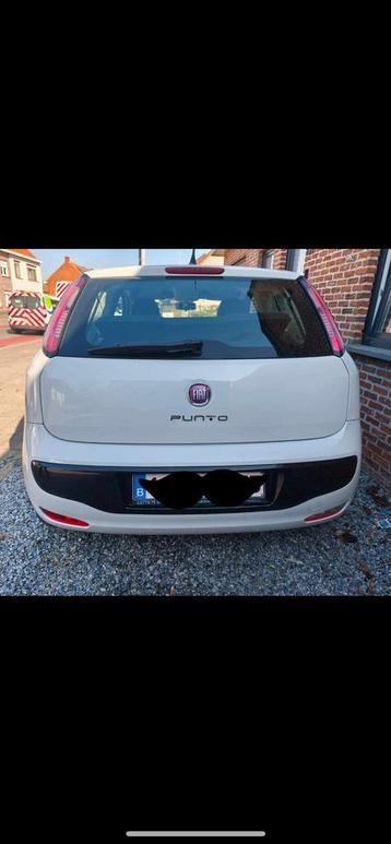 Fiat Punto 1.3 Diesel 130.000km, Auto's, Voorwielaandrijving, Euro 5, Stof, Zwart