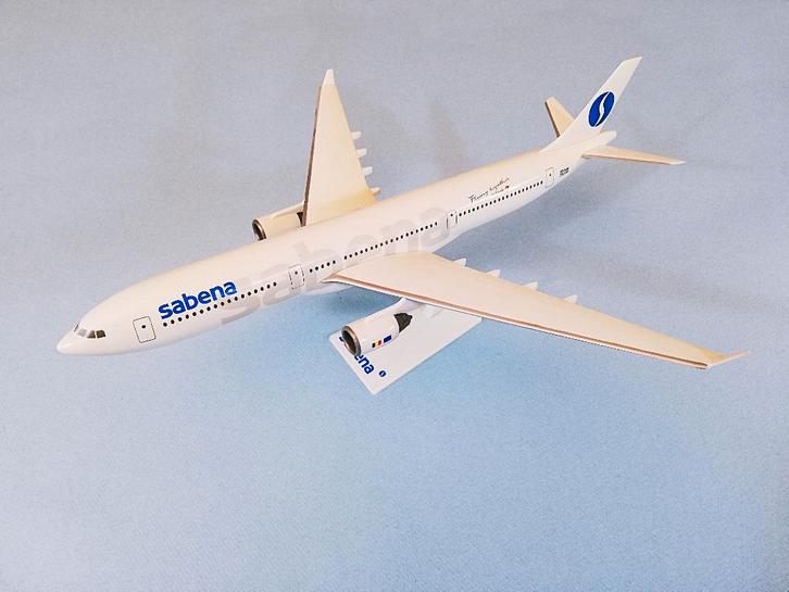 Sabena Scale 1-200 model Airbus A330-200 Godfroid OO-SAB, Verzamelen, Sabenasouvenirs, Nieuw, Ophalen of Verzenden