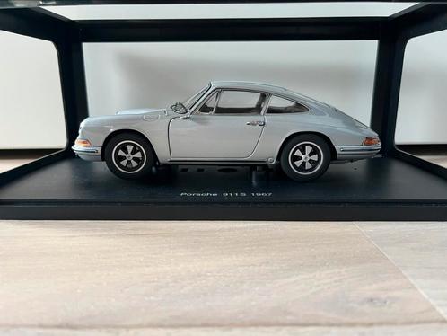Porsche 911 S 1967 zilver #77916 Autoart 1:18, Hobby en Vrije tijd, Modelauto's | 1:18, Zo goed als nieuw, Auto, Autoart, Ophalen of Verzenden
