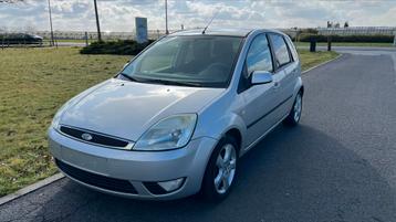 FORD FIESTA 1.3benzine airco beschikbaar voor biedingen