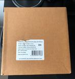 Evolving skies latios/latias pin 2 pack blister sealed case, Ophalen of Verzenden, Nieuw, Booster