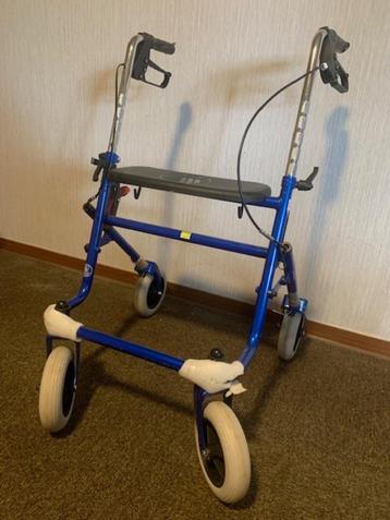 Rollator: comfortabel en stijllvol beschikbaar voor biedingen