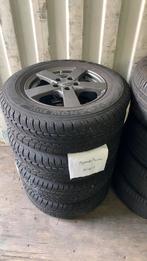 Hyundai tucson winterwielen banden, Auto-onderdelen, Banden en Velgen, Ophalen, 16 inch, Winterbanden, Band(en)