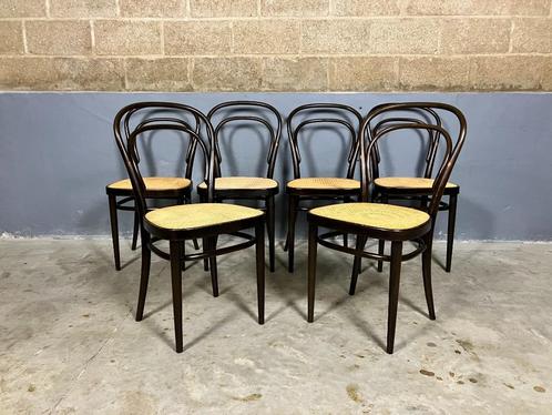 Thonet 214 stoelen bentwood 6 stuks design klassieker, Huis en Inrichting, Stoelen, Gebruikt, Vijf, Zes of meer stoelen, Hout