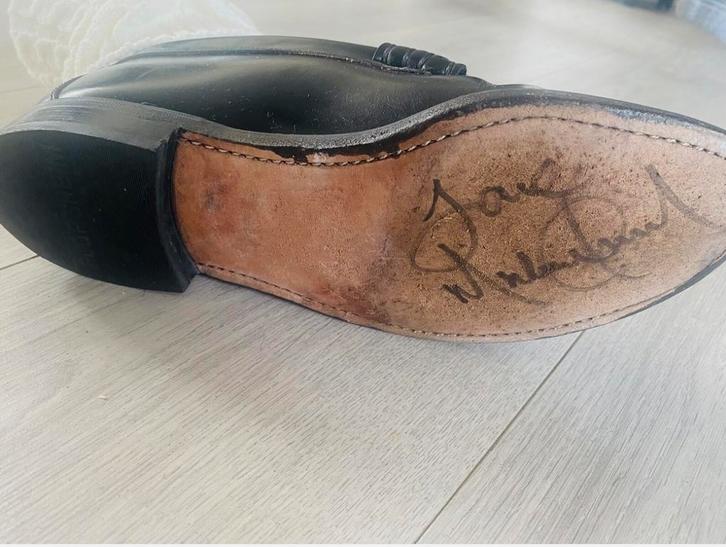 Michael Jackson chaussure signée et authentifié, Kleding | Heren, Riemen en Ceintuurs, Zo goed als nieuw, Verzenden
