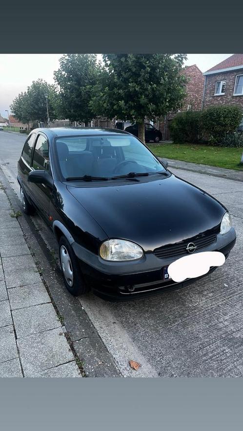 Opel corsa, Auto's, Opel, Particulier, Corsa, Benzine, 3 deurs, Handgeschakeld, Zwart, Zwart, Stof, Ophalen