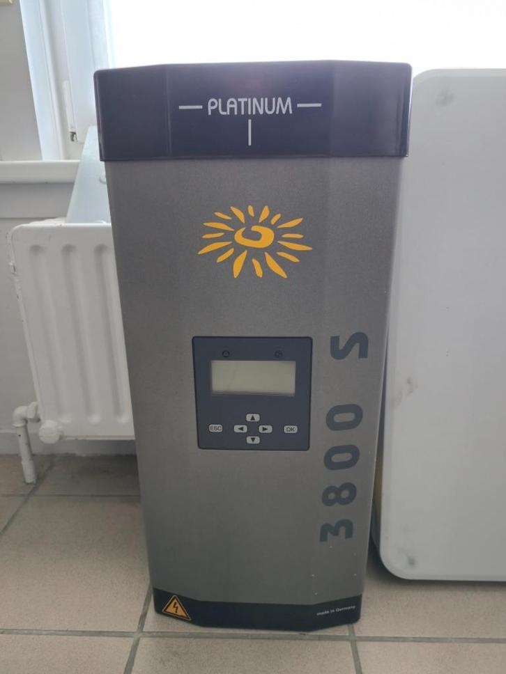 Diehl Platinum 3800S 1fase omvormer, Doe-het-zelf en Bouw, Zonnepanelen en Toebehoren, Gebruikt, Compleet systeem, 200 wattpiek of meer