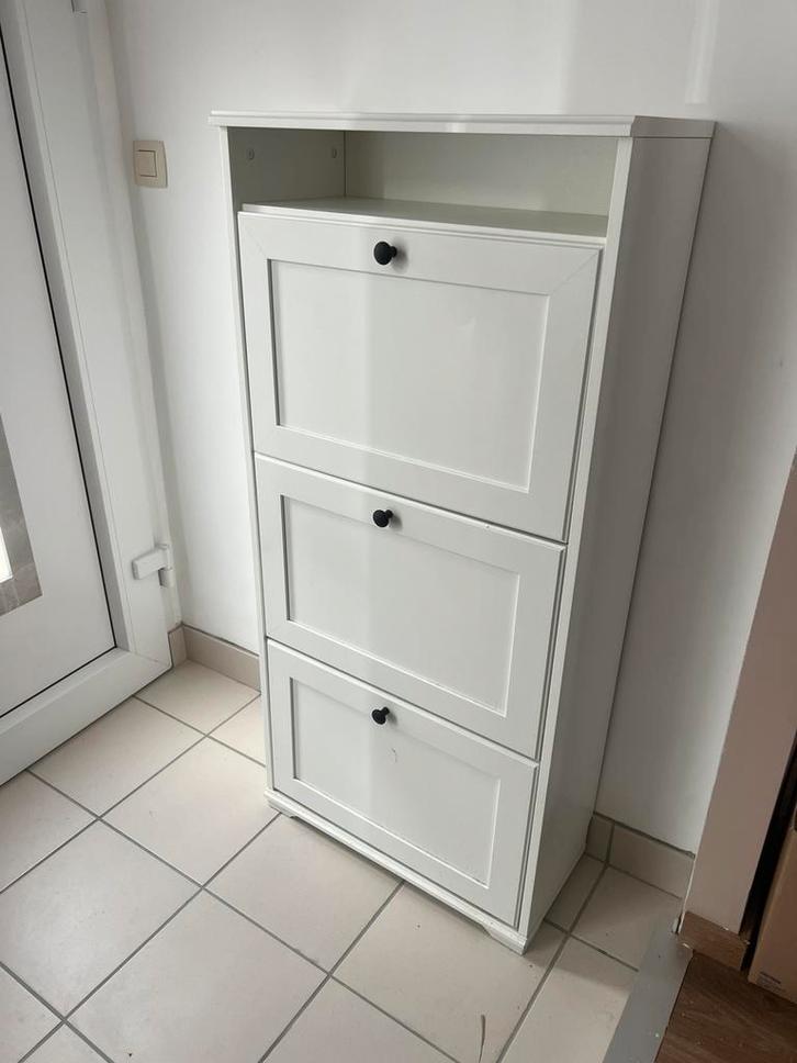 GRATIS Schoenenkast IKEA BRUSALI, Huis en Inrichting, Kasten | Schoenenkasten, Gebruikt, Ophalen
