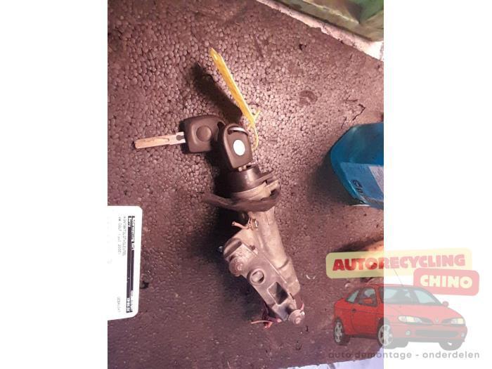 Kontaktslot + Sleutel van een Volkswagen Golf, Auto-onderdelen, Overige Auto-onderdelen, Volkswagen, Gebruikt, 3 maanden garantie