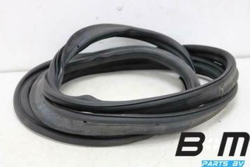 Achterkleprubber VW Passat B8 Var. GTE 3G9827705B beschikbaar voor biedingen