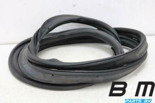 Achterkleprubber VW Passat B8 Var. GTE 3G9827705B, Auto-onderdelen, Interieur en Bekleding, Gebruikt