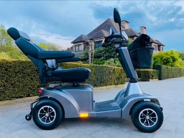 Luxueuze Scootmobiel Sterling S700 Electrische Invalidescoot beschikbaar voor biedingen