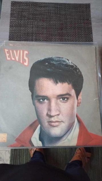 Elvis lp,Elvis, Bulgaarse persing. (zeldzaam)  beschikbaar voor biedingen