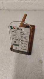Houten displaystandaard voor Beretta mod 34 pistool, Verzenden, Landmacht, Overige typen