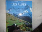 Voyages en France  Les Alpes   Larousse 1993, Gelezen, Ophalen of Verzenden, Larousse, Non-fictie