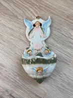 Ancien récipient à eau bénite en porcelaine, Enlèvement