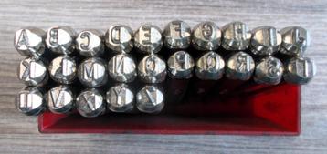 Alphabet à frapper SAM AL-5 beschikbaar voor biedingen