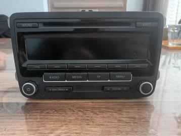 Originele Volkswagen Polo V 6R (05-09 tot 06-14) radio beschikbaar voor biedingen