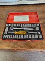 Dopsleutels, Ophalen