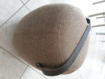 Pouf tissus beschikbaar voor biedingen