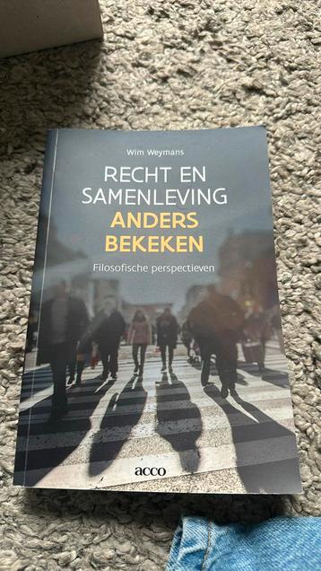 Wim Weymans - Recht en samenleving anders bekeken beschikbaar voor biedingen