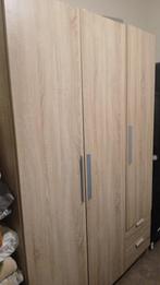 Kledingkast van uitstekende kwaliteit, Huis en Inrichting, Kasten | Kleerkasten, Ophalen, Zo goed als nieuw
