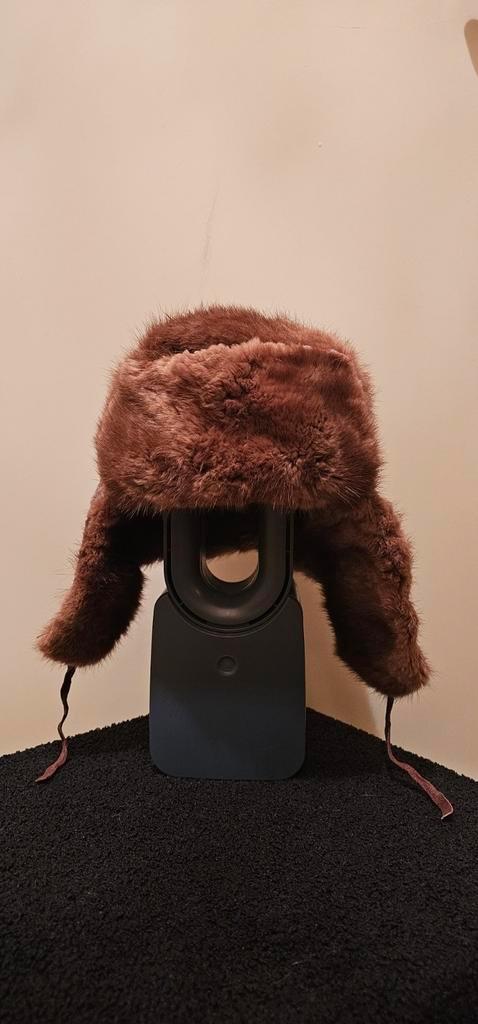 Oesjanka van natuurlijke bont., Kleding | Dames, Mutsen, Sjaals en Handschoenen, Zo goed als nieuw, Ophalen of Verzenden