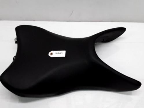 CB125R  2018 - 2019 Honda Zadel D1-27566, Motoren, Onderdelen | Honda