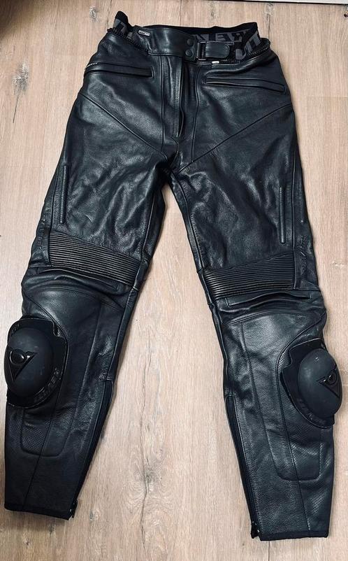 Revitt motorbroek dame race hoogwaardig zwart leder Medium, Motos, Vêtements | Vêtements de moto, Enlèvement ou Envoi