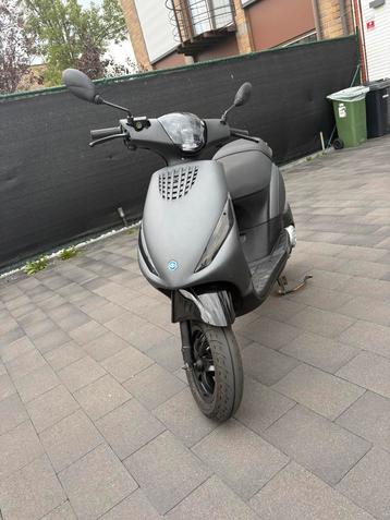 Piaggio zip iget E5 b klasse beschikbaar voor biedingen