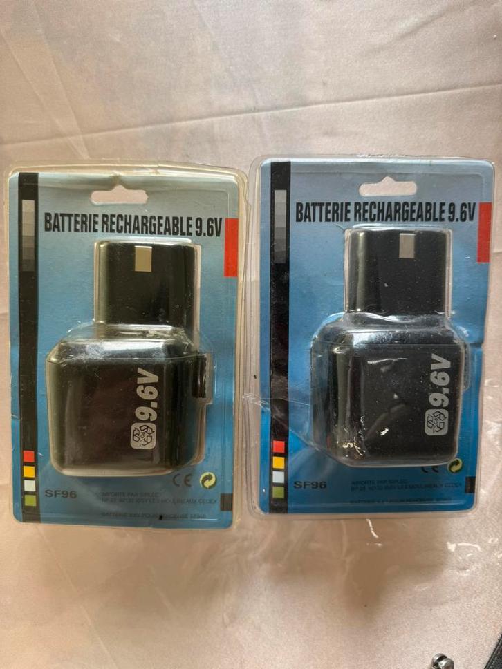 Batterie rechargeable 9,6V pour perceuse – sous blister, Doe-het-zelf en Bouw, Gereedschap | Handgereedschap, Zo goed als nieuw