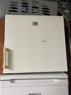 Zanussi Diepvries tafel model, Elektronische apparatuur, Vriezers en Diepvrieskisten, Ophalen, Vrieskist, Gebruikt, Minder dan 85 cm