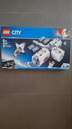Lego city ruimtestation 60227, Ophalen of Verzenden, Zo goed als nieuw, Lego