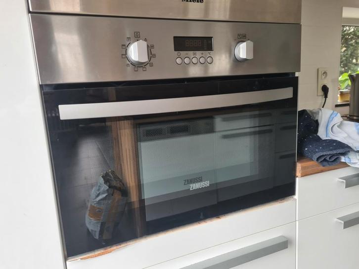 Zanussi ZNF44x inbouw combi-oven - stuk, Elektronische apparatuur, Ovens, Niet werkend, Inbouw, Oven, Microgolffunctie, Ophalen