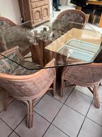 Tafel met 4 stoelen, Ophalen