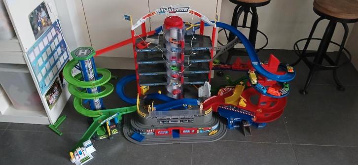 Majorette super racebaan, Kinderen en Baby's, Speelgoed | Racebanen, Zo goed als nieuw, Racebaan, Overige aandrijving, Overige merken